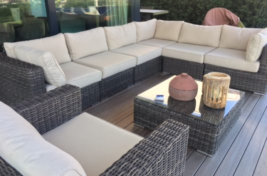 Der Frühling kommt schneller, als man denkt! Höchste Zeit für wetterfeste Loungekissen!