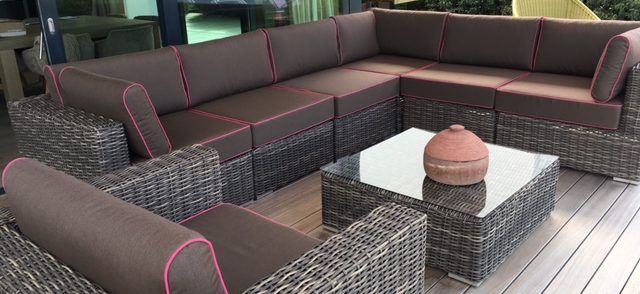 Der Frühling kommt schneller, als man denkt! Höchste Zeit für wetterfeste Loungekissen!