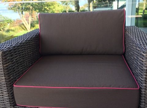 Der Frühling kommt schneller, als man denkt! Höchste Zeit für wetterfeste Loungekissen!